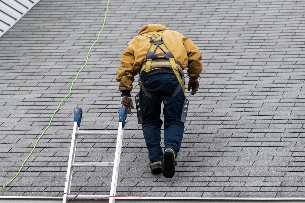 Common Roofing Problems (And Solutions)